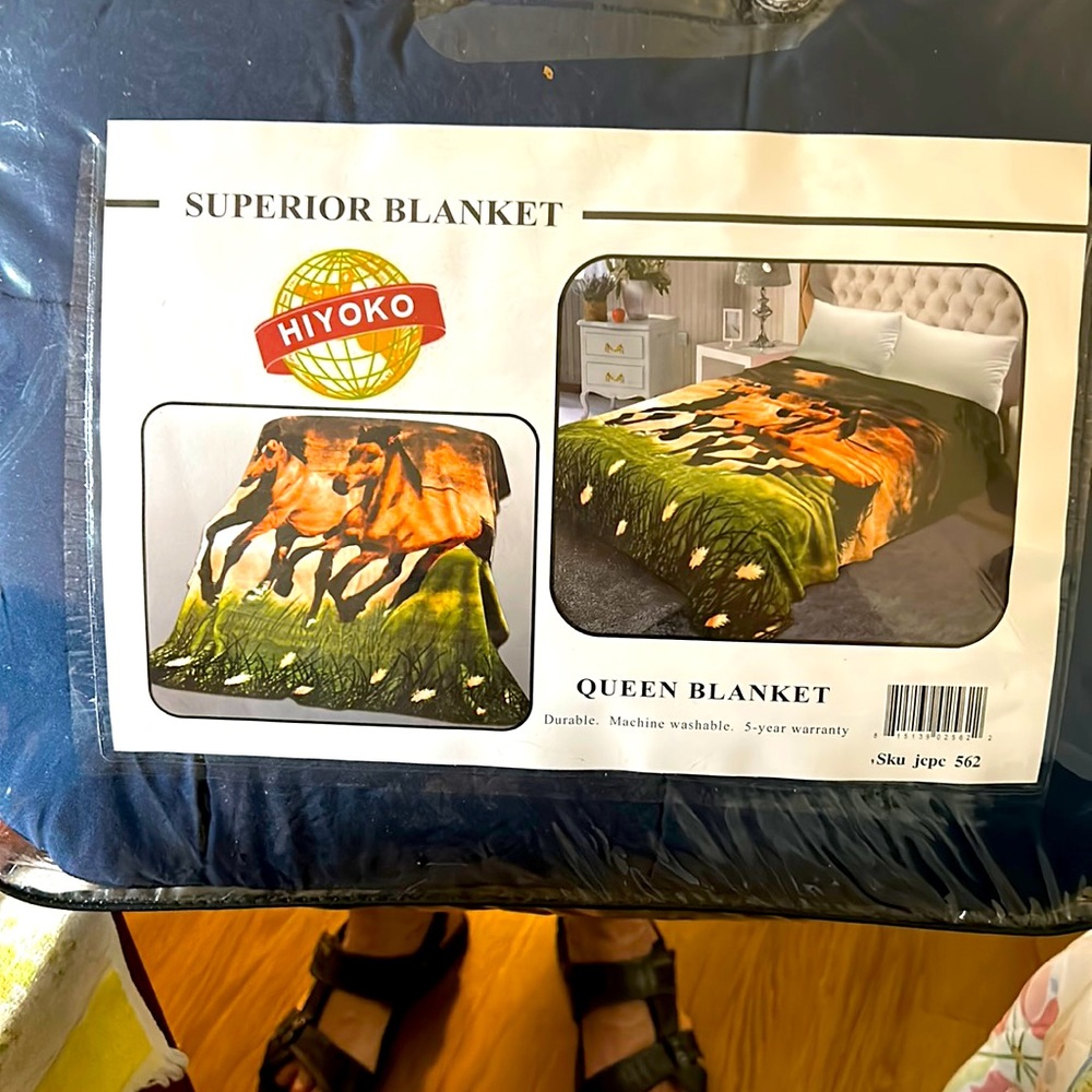Superior blanket Queen blanket Hiyoko brand name